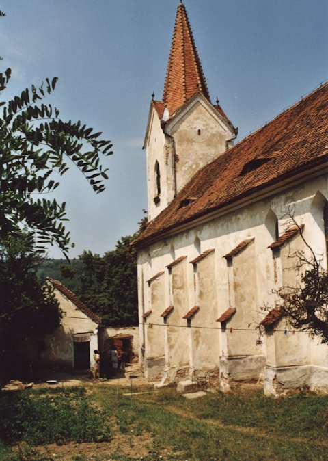 38-Kirche-Innenhof